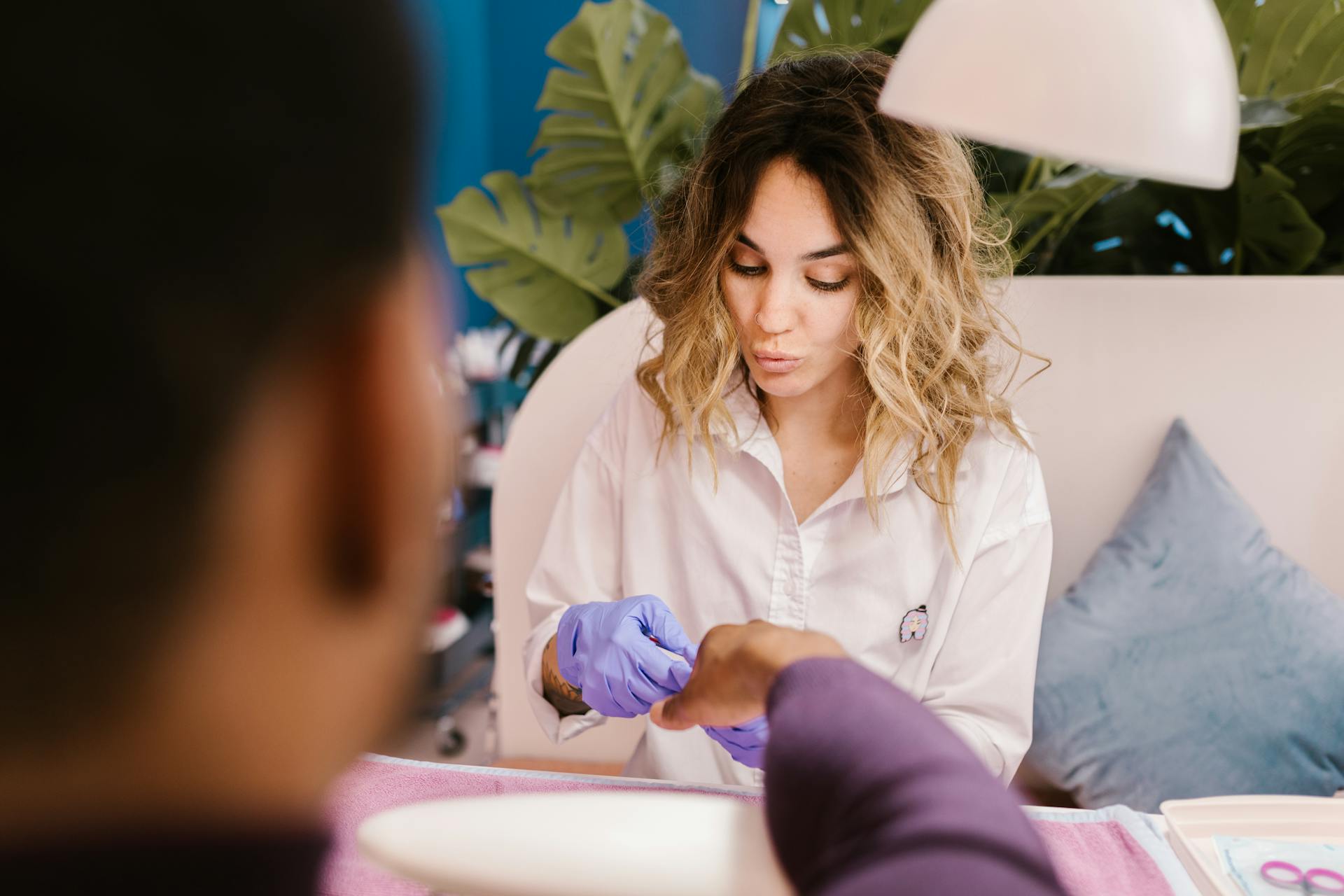 Creating a Website for a Manicurist