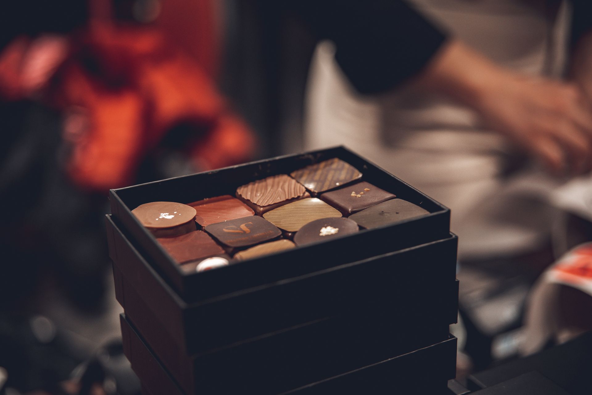 Create a website for a chocolate business